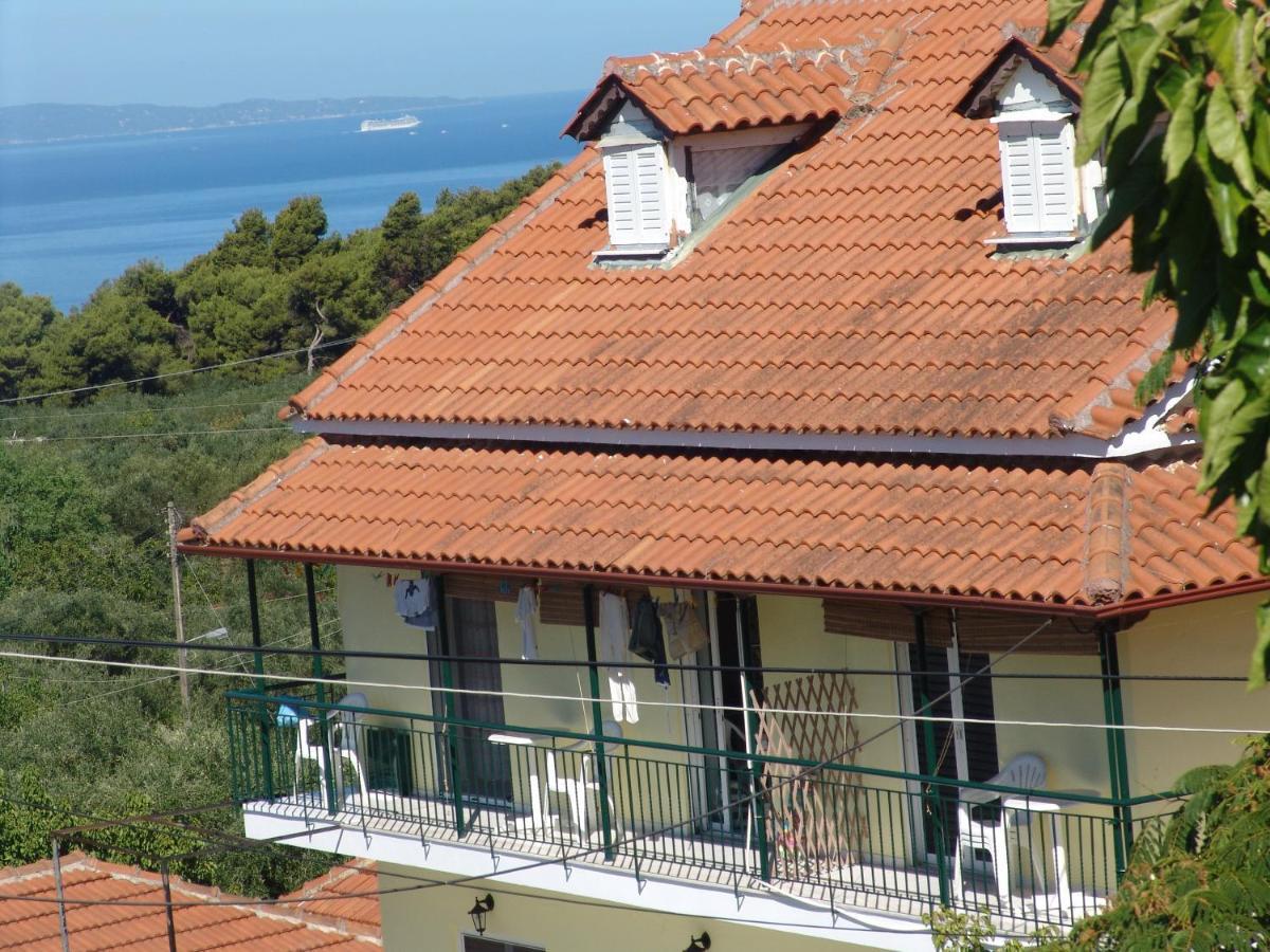 Villa Nefeli Loutsa  Bagian luar foto