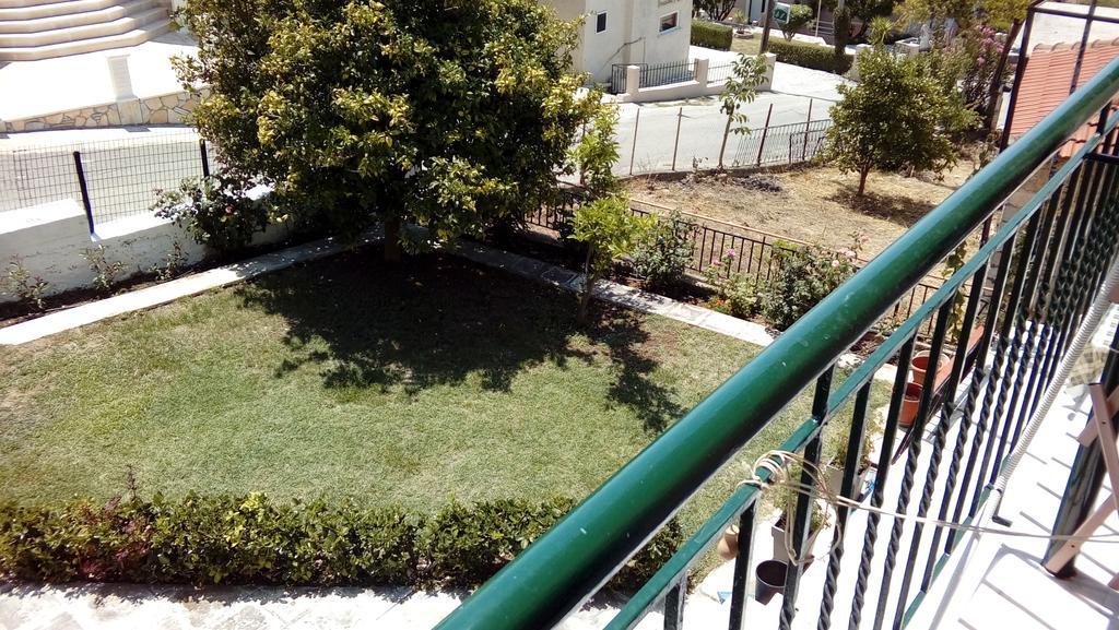 Villa Nefeli Loutsa  Bagian luar foto